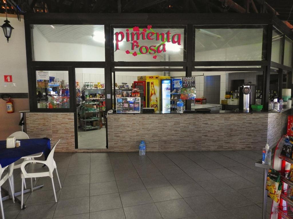 Ubatuba Apto. Wembley Tenisアパートメント エクステリア 写真